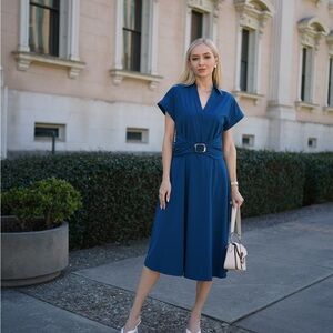 Elegant Blue Midi Dress
